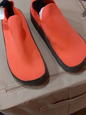 Women's  ASPORTUGUESAS Slip-On Knit Sneakers in Bright Orange